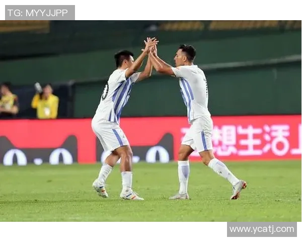 富力与权健精彩对决回放分析全场比赛亮点与关键时刻一览 富力与权健精彩对决回放分析全场比赛亮点与关键时刻一览