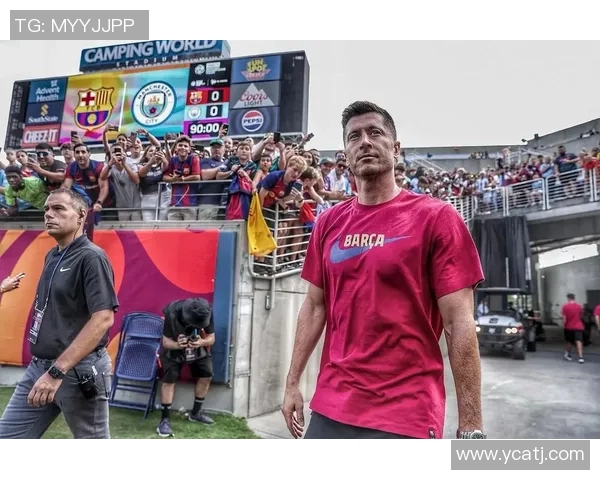 巴萨与曼城精彩重播回顾球迷不容错过的经典对决分析