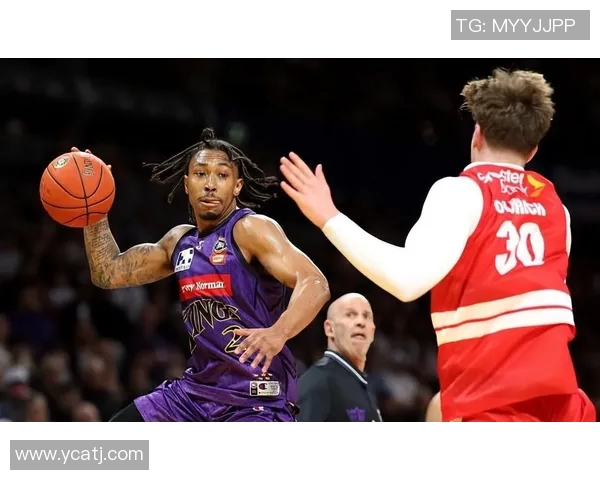 快船季前赛迎战悉尼国王球迷期待精彩对决与新赛季展望 快船季前赛迎战悉尼国王球迷期待精彩对决与新赛季展望