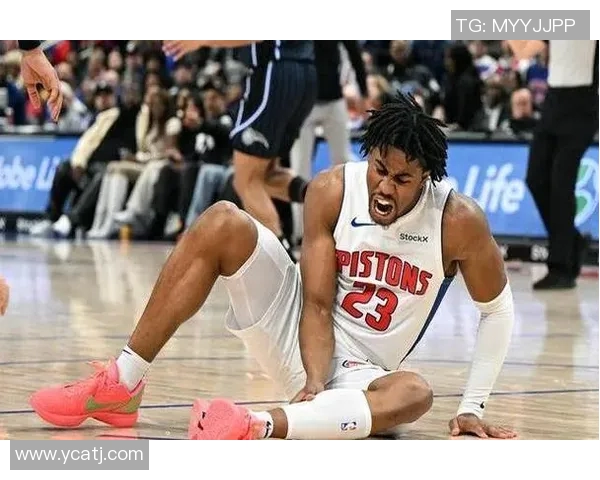 杰登艾维的崛起之路:从大学明星到NBA新星的精彩旅程 杰登艾维的崛起之路:从大学明星到NBA新星的精彩旅程