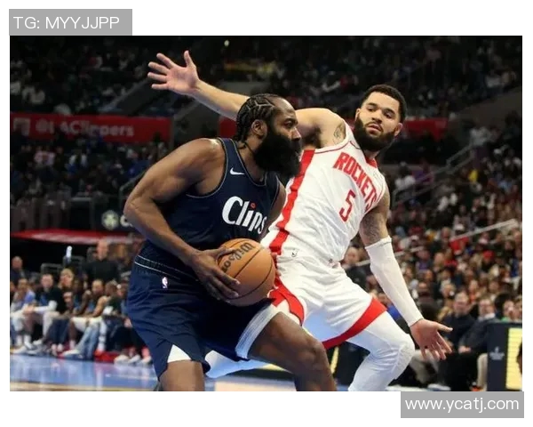 特雷杨如何在NBA赛场上展现个人魅力与团队合作的完美结合 特雷杨如何在NBA赛场上展现个人魅力与团队合作的完美结合