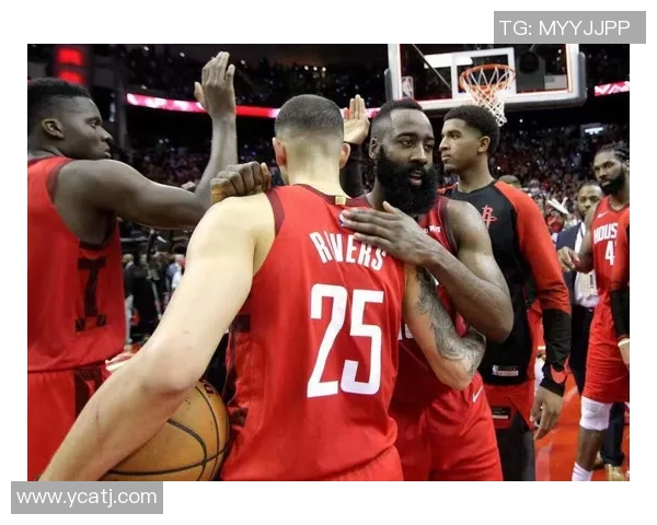 休斯顿火箭全力追求哈登重返球队愿意提供顶薪合同