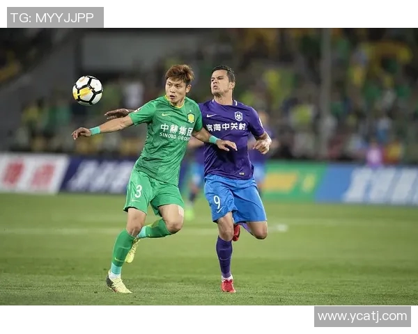 国安与力帆激战正酣比分悬念迭起引发球迷热议