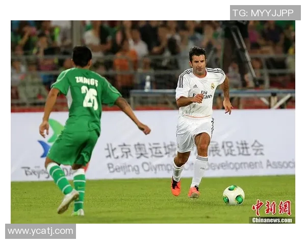 皇马元老与罗马元老的经典对决再现足球传奇魅力 皇马元老与罗马元老的经典对决再现足球传奇魅力